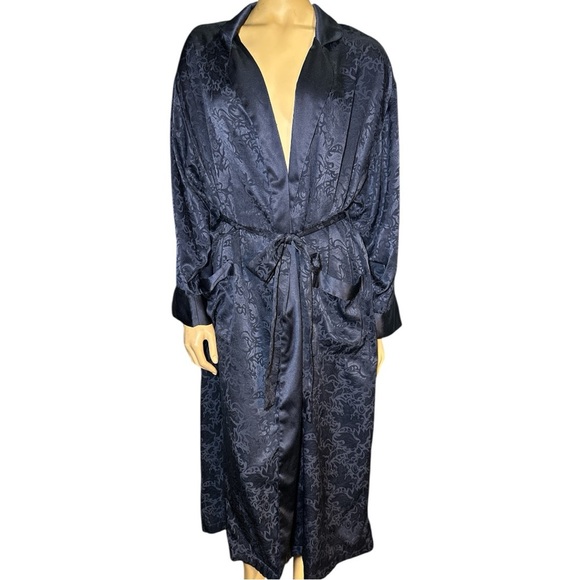 Vintage Victoria’s Secret Gold Label women's Elegant long Satin Robe size M - Picture 1 of 9
